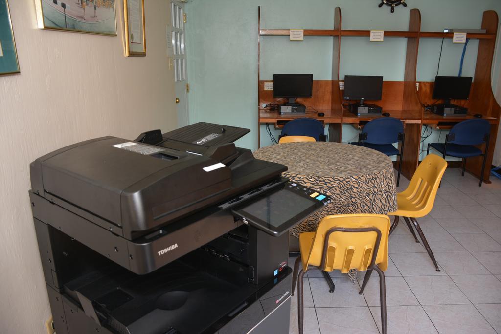 Hostal Universitario San Germán Exterior foto
